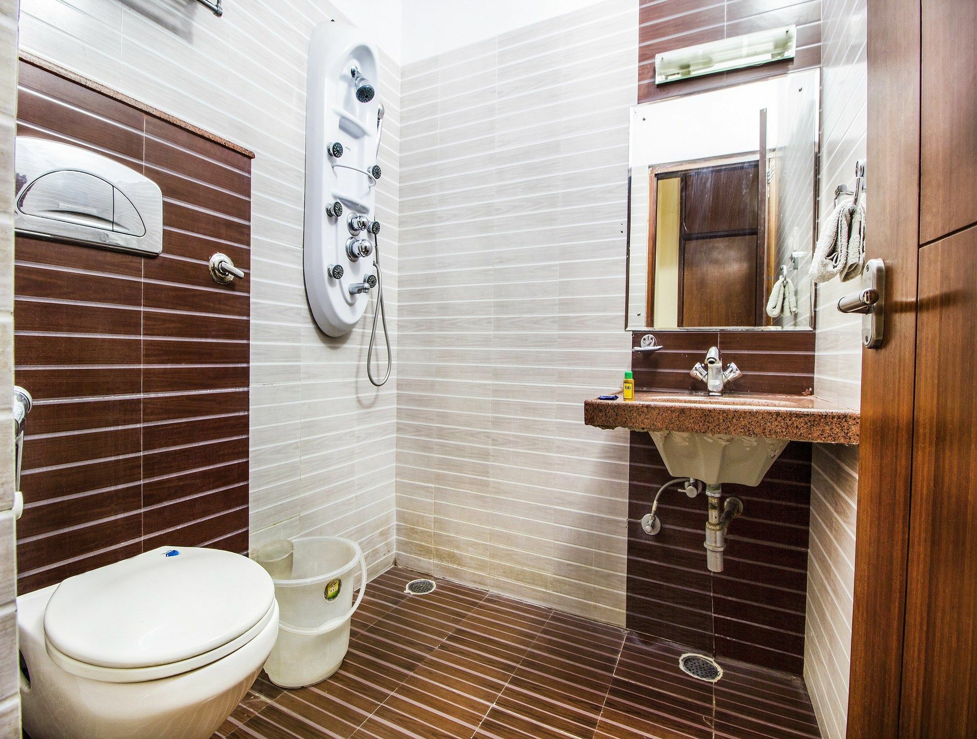Fabhotel Royal Residency Jaipur Airport エクステリア 写真